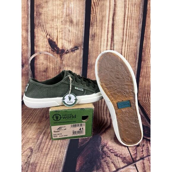 NIB Natural World Green Canvas Men’s 8 Shoes EU Size 41 Vegan Eco Friendly Spain - Picture 1 of 6